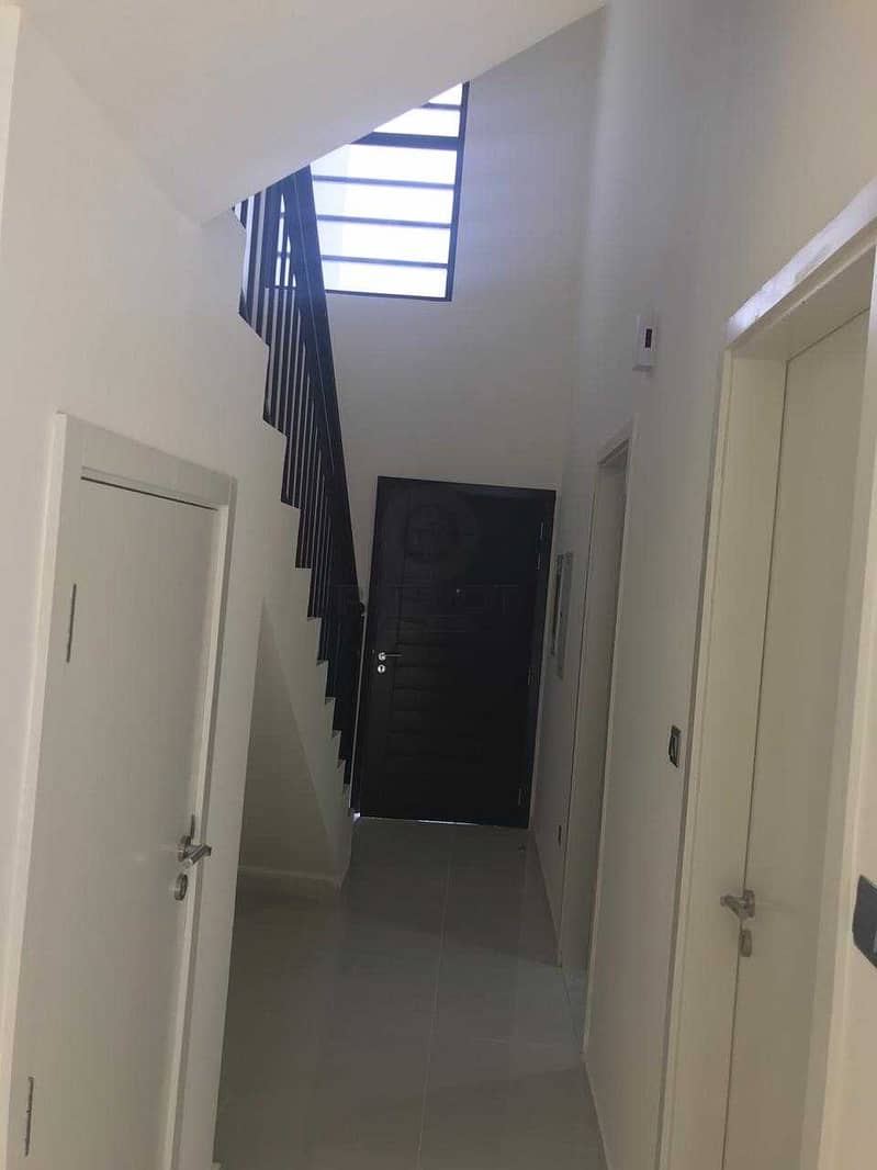 4 BRAND NEW NEVER USED 3BEDROOM + MAIDS  TOWNHOUSE FOR RENT AT JUST 75K AED  IN PRIMROSE