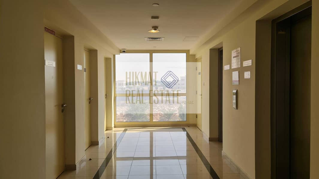 7 Cozy Small Studio High Floor in Mina Al Arab