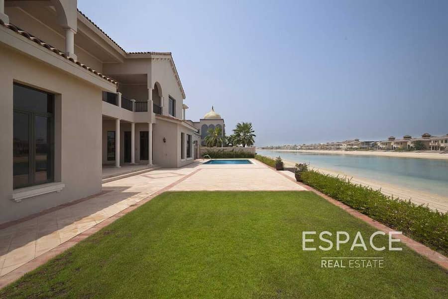2 Exceptionally Well Maintained - 6BR Villa with Direct Beach Access