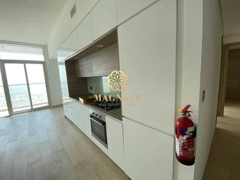 Vacant | 2 Beds | Great Price | Studio One Vacant | 2 Beds | Great Price | Studio One