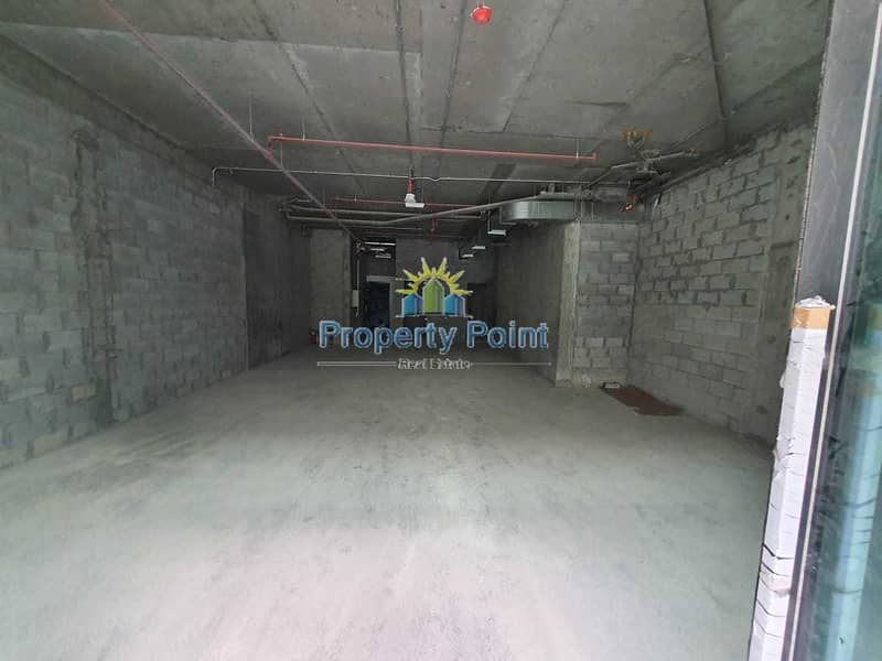 9 220 SQM Showroom for RENT | Spacious Layout | Prime Location in Al Raha Beach