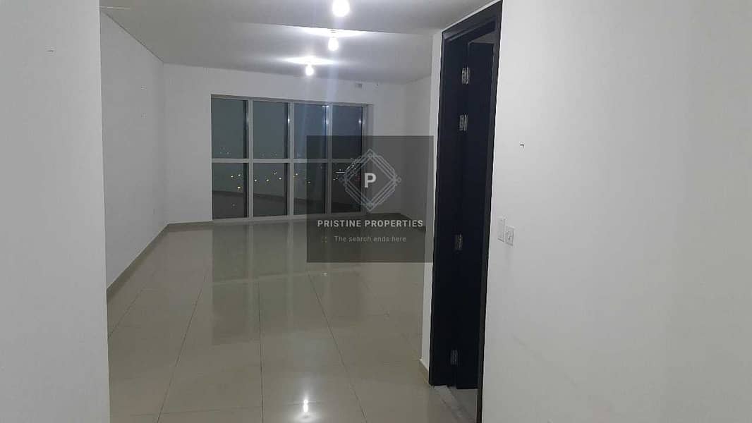 4 Very Spacious Layout| Specular View |2  Bedroom Apartment for Rent
