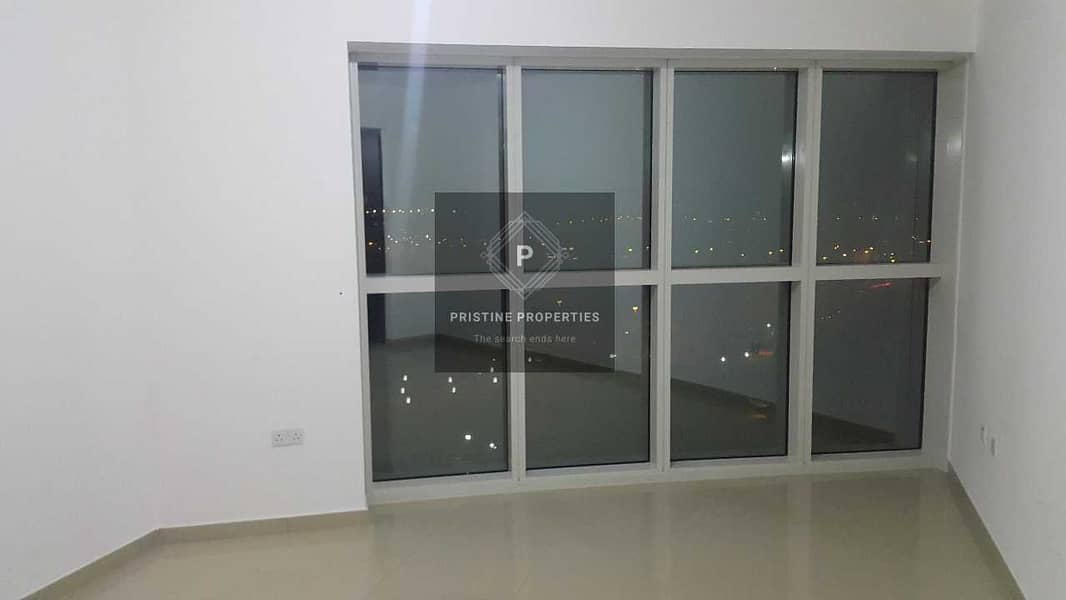 11 Very Spacious Layout| Specular View |2  Bedroom Apartment for Rent