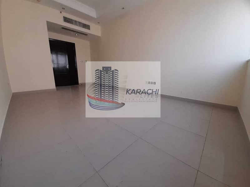 5 SPECIOUS TWO BEDROOMS APARTMENT WITH 3 WASHROOMS & BASEMENT PARKING