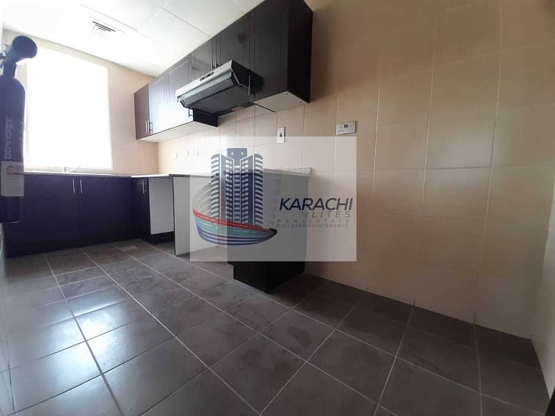 22 SPECIOUS TWO BEDROOMS APARTMENT WITH 3 WASHROOMS & BASEMENT PARKING