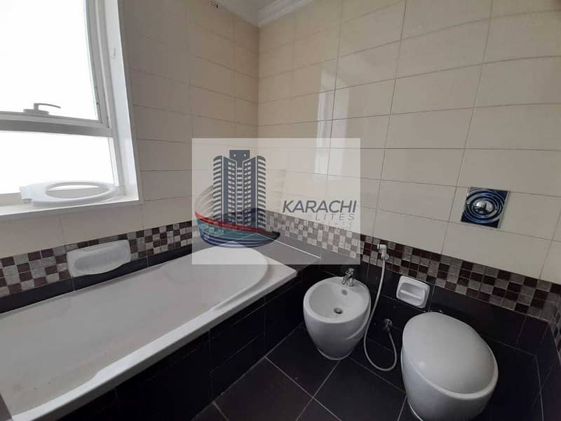 24 SPECIOUS TWO BEDROOMS APARTMENT WITH 3 WASHROOMS & BASEMENT PARKING