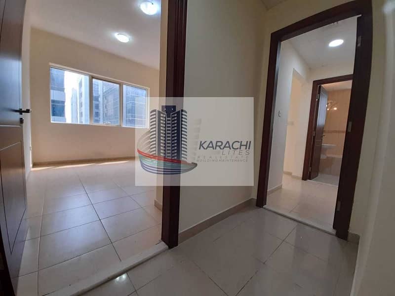 2 SPECIOUS TWO BEDROOMS APARTMENT WITH TWO FULL WASHROOMS