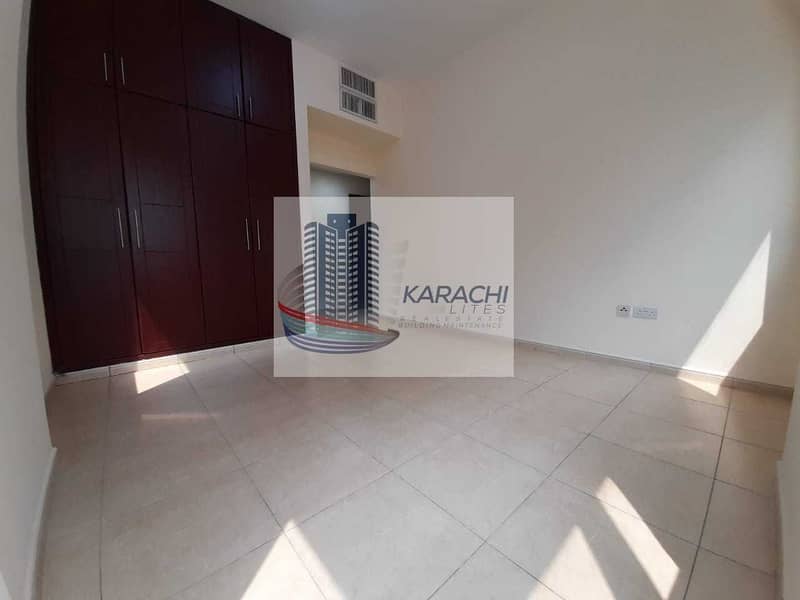 3 SPECIOUS TWO BEDROOMS APARTMENT WITH TWO FULL WASHROOMS