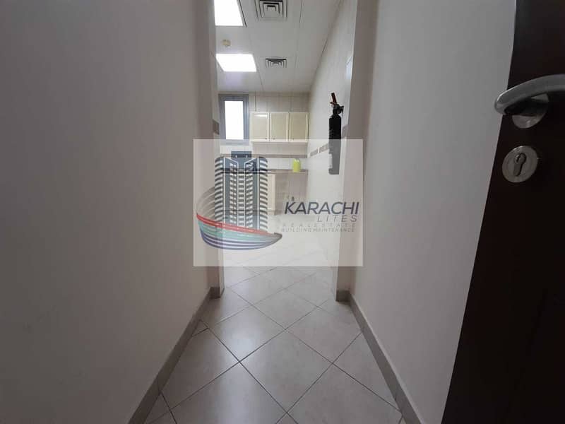 15 SPECIOUS TWO BEDROOMS APARTMENT WITH TWO FULL WASHROOMS