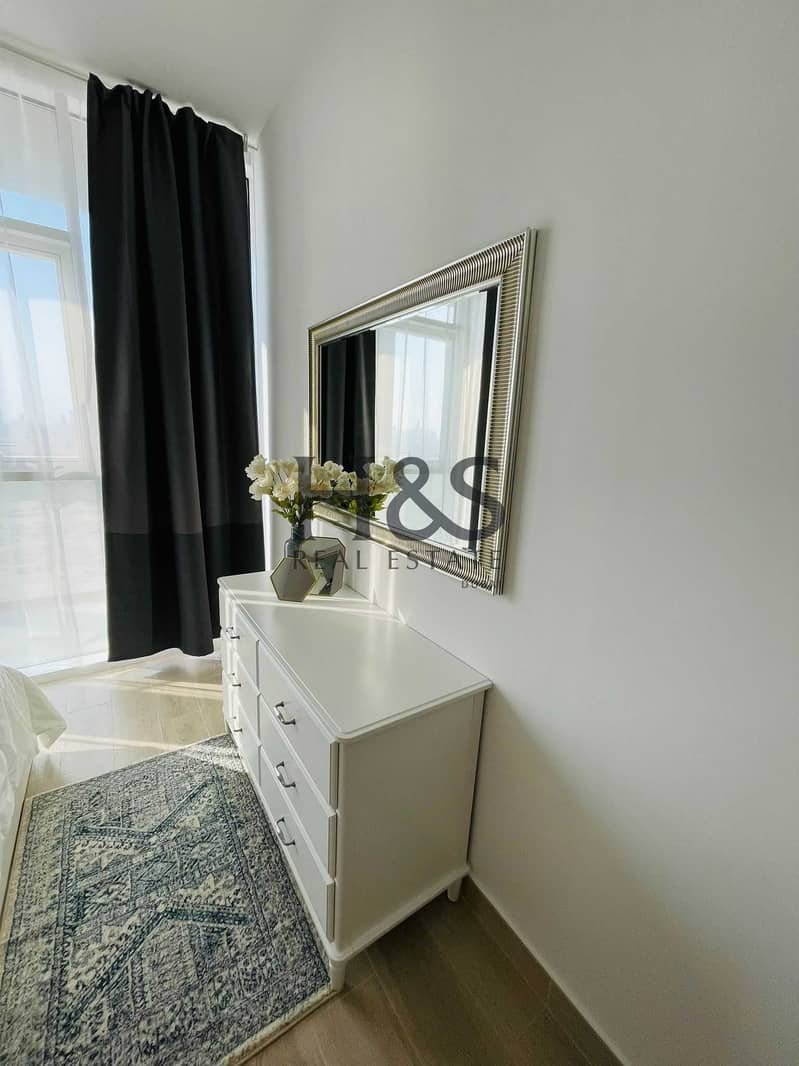 10 Luxury Living Apartment | Spacious 1 Bed @ Bloom Towers