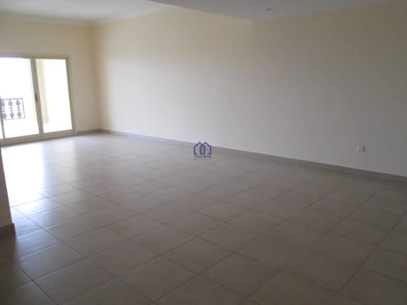 MARINA TWO BEDROOM APARTMENT IN VERY AFFORDABLE PRICE