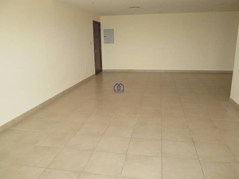 4 MARINA TWO BEDROOM APARTMENT IN VERY AFFORDABLE PRICE