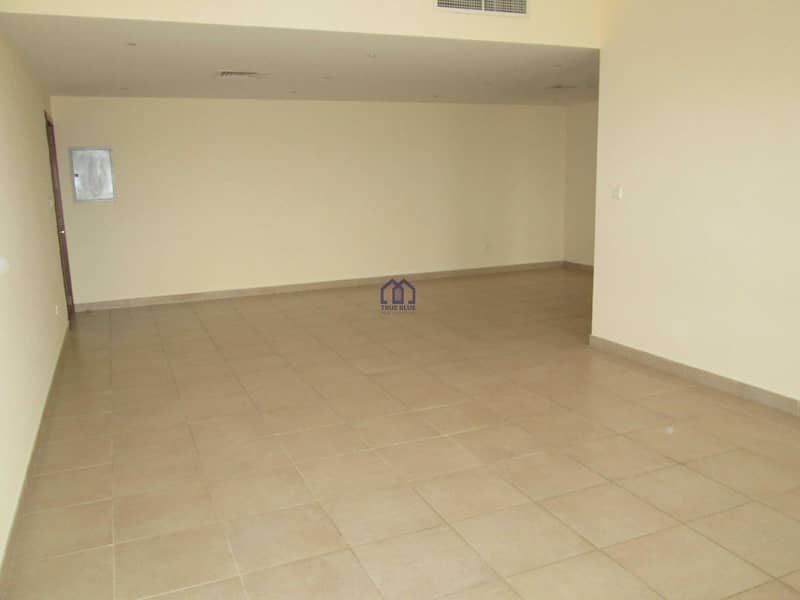 6 MARINA TWO BEDROOM APARTMENT IN VERY AFFORDABLE PRICE