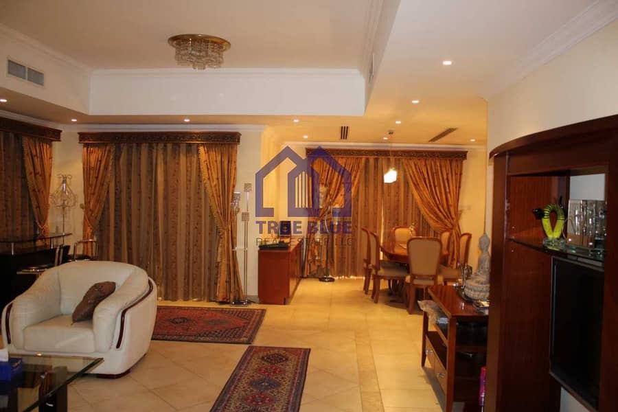18 Stunning Spacious Golf Course View 4BR Duplex in Al Hamra Village For Sale