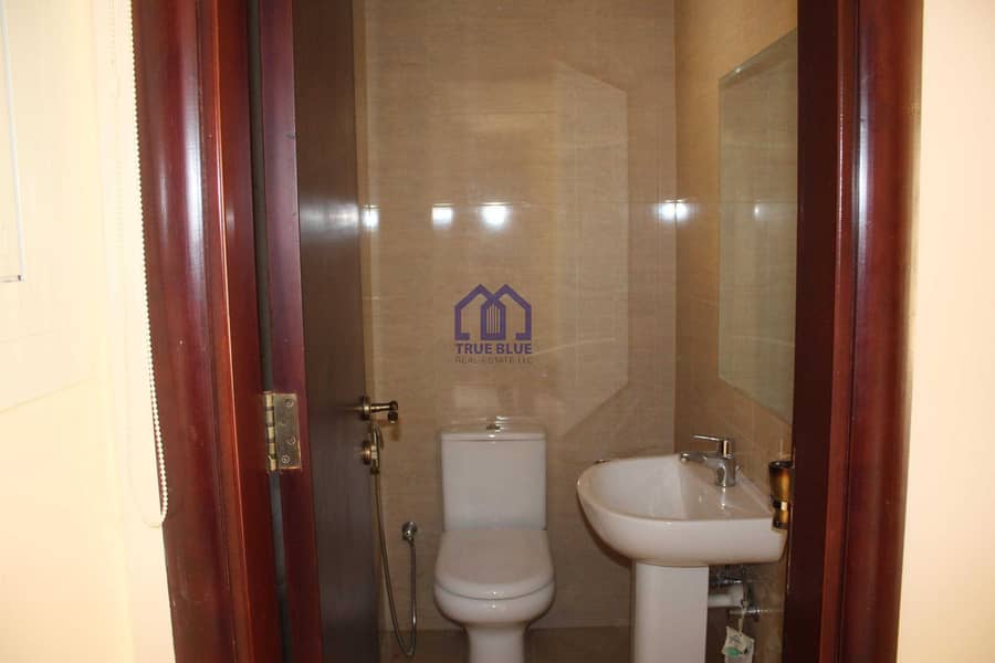 9 An Exclusive 2 Bed Room Villa For Rent In Al Hamra Village