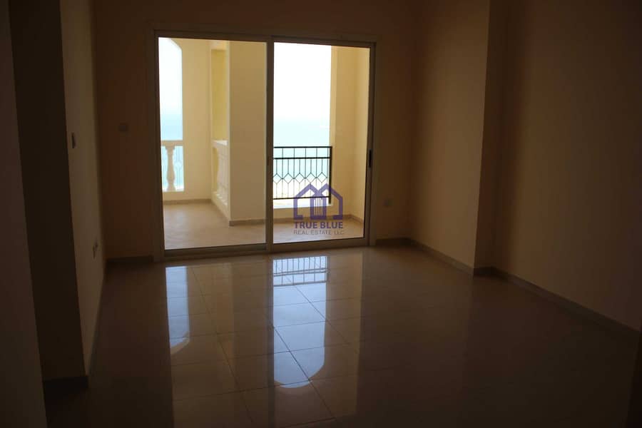 4 Beautiful Sea View 1 bed|Well Maintained|High floor