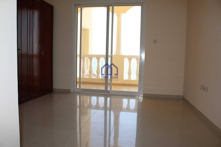 12 Beautiful Sea View 1 bed|Well Maintained|High floor