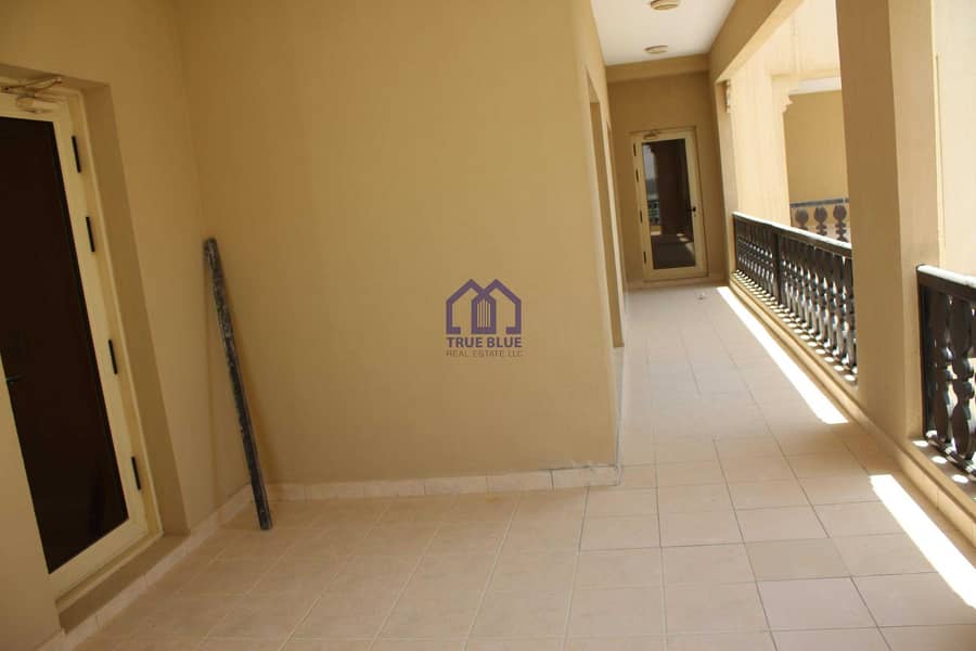 6 SPACIOUS 3 BED IN MARINA AT GOOD PRICE FOR SALE