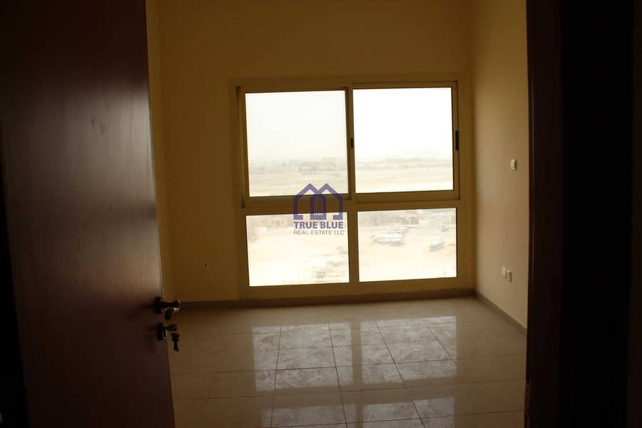 6 2BR Spacious Unfurnished Marina Apartment For Rent