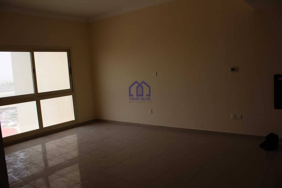 14 2BR Spacious Unfurnished Marina Apartment For Rent
