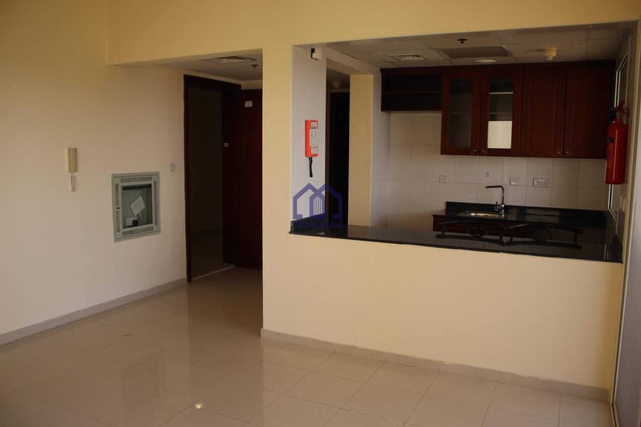 6 MAINTAINED 1 BEDROOM|LAGOON VIEW|HIGH FLOOR|FOR RENT