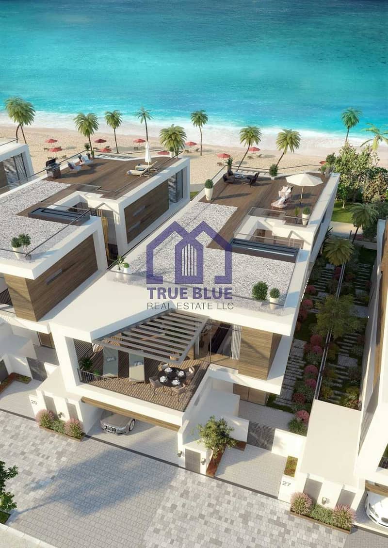 18 GET A BEACH FRONT 4 BR MARBELLA VILLA WITH 10  YEARS PAYMENT PLAN