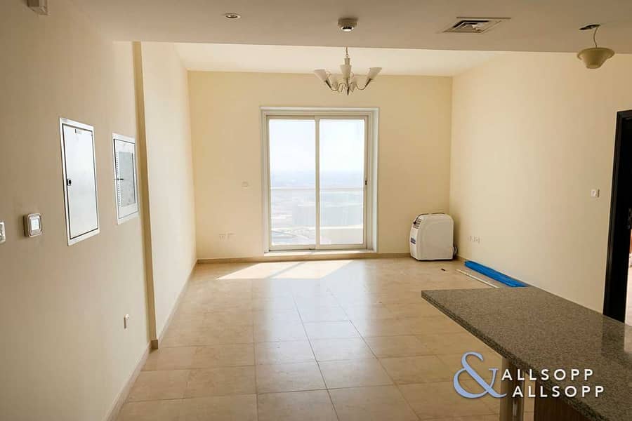 4 Sea View | Large 1 Bedroom Apartment | Vacant