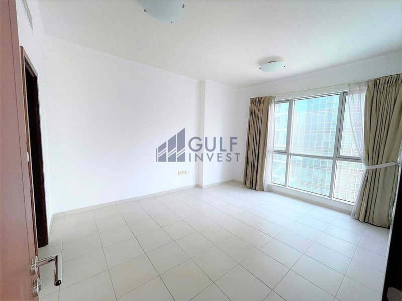 8 High Floor with Beautiful Lake & Boulevard View of