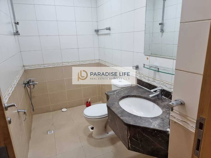 11 Luxury 4 Bedroom + Maidroom Villa for rent in Mirdif