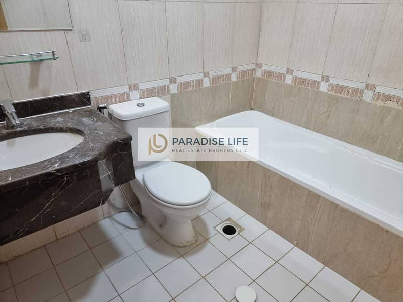 14 Luxury 4 Bedroom + Maidroom Villa for rent in Mirdif