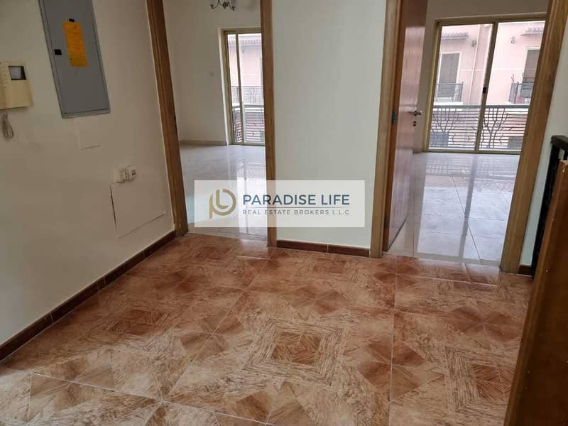 18 Luxury 4 Bedroom + Maidroom Villa for rent in Mirdif