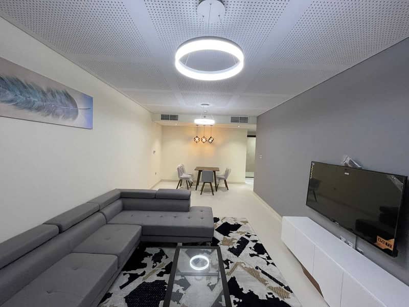 شقة في برج الوصل،شارع الشيخ زايد 1 غرفة 65000 درهم - 5417160
