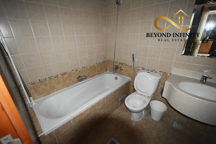 17 Lake View |  Furnished 2 BR Apt | High floor