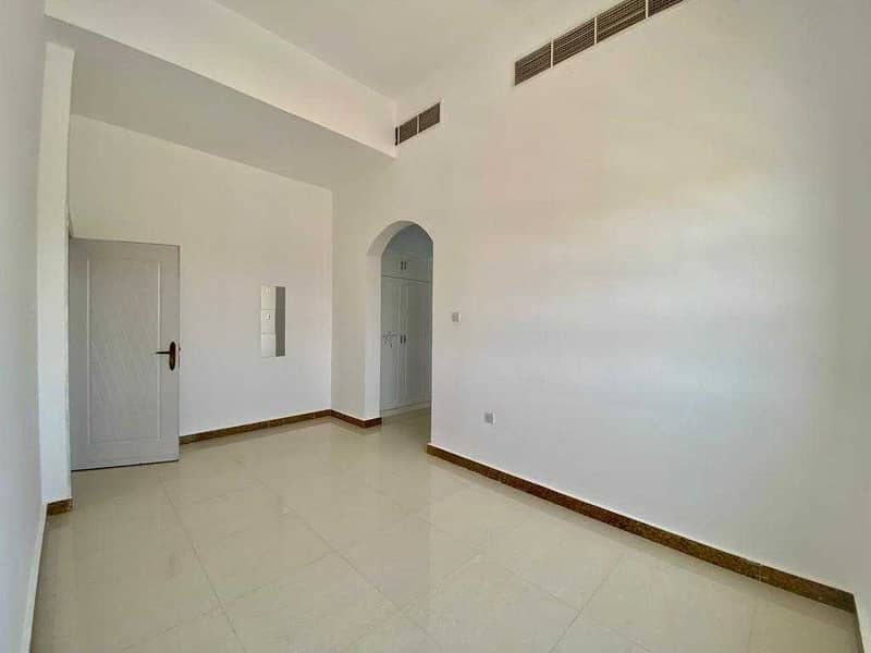 5 Stunning studio apartment in muroor road /no commission fee!