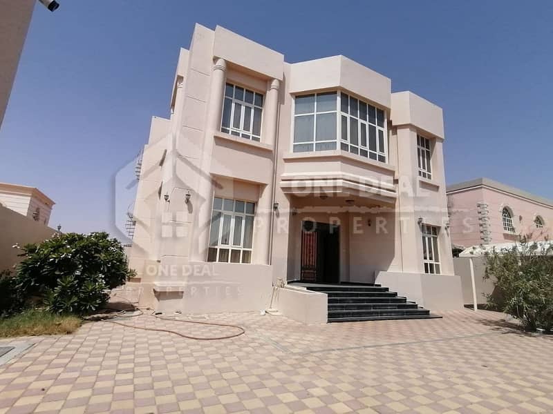 Separate 5BHK Villa in Markhaniya Al Ain | Private yard