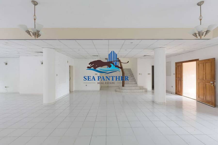 2 SPACIOUS 4 BHK VILLA | 175K AED | CALL NOW