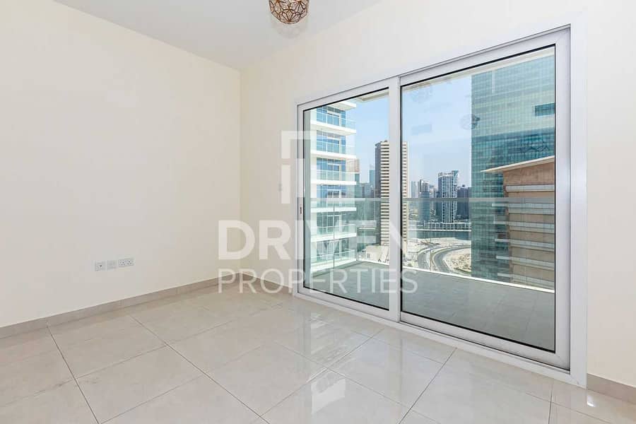 6 Brand New and Large | City and Pool View
