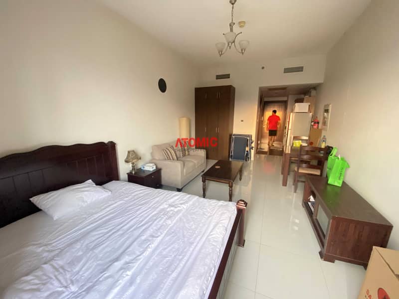 5 Luxury furnished studio with golf view Fully facility’s