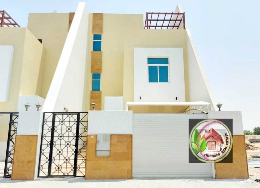 For sale from the owner, a freehold villa for all nationalities with the possibility of bank financing. The villa is new with air conditioners