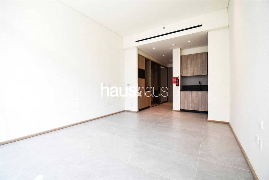 5 Studio Apartment | Smart Home | High Spec