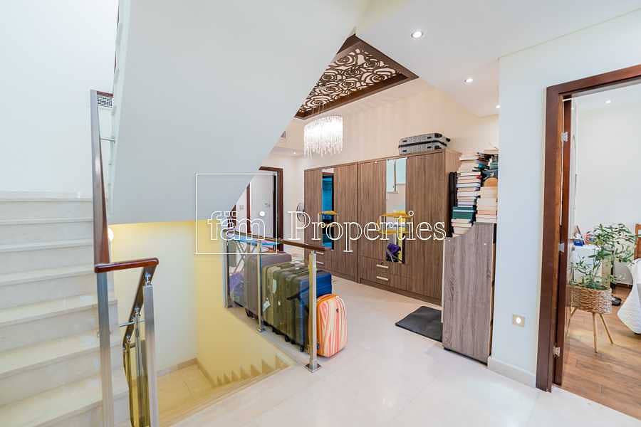 7 Perfect Family Home Bright Spacious townhouse