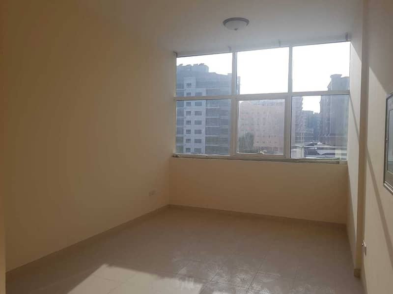 Studio without balcony 380 sqft only 19/4 chks