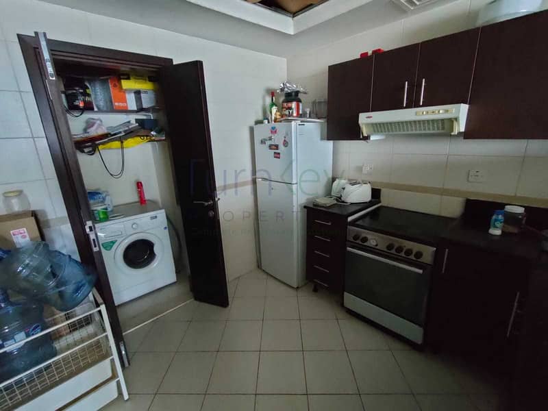 Well Maintained | 1300 Sqft 1 Bed With Balcony