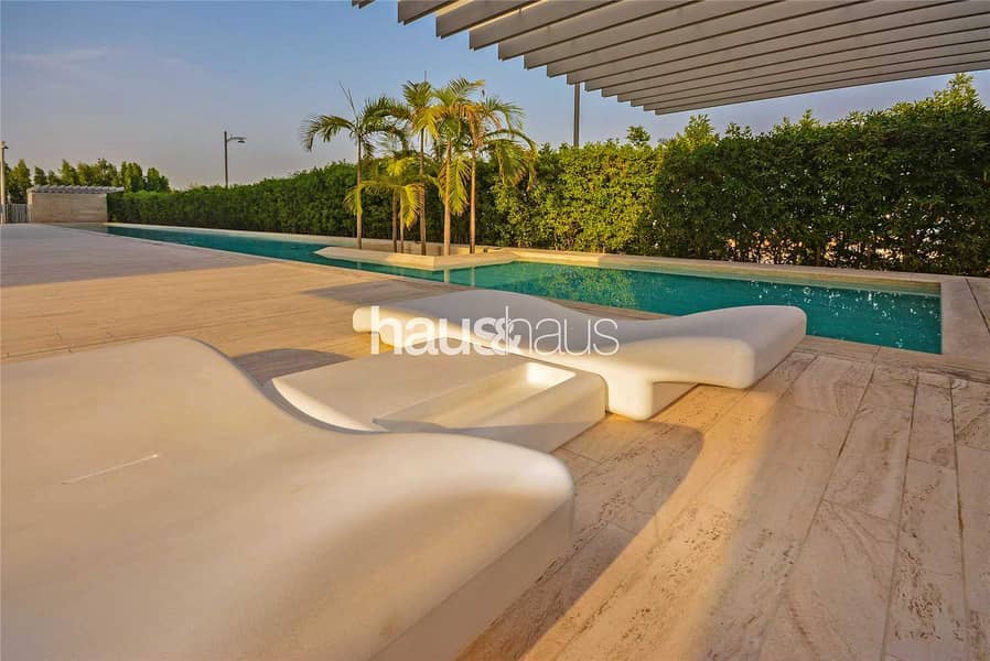 3 Pool and Spa | Exclusive High End Crescent Living