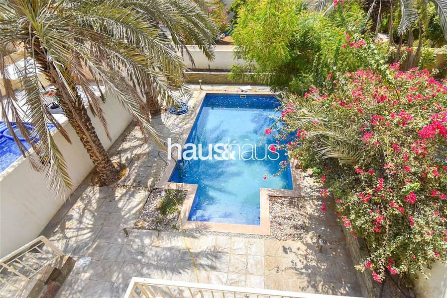 13 Private Pool | 3M | Available Now | Great Price