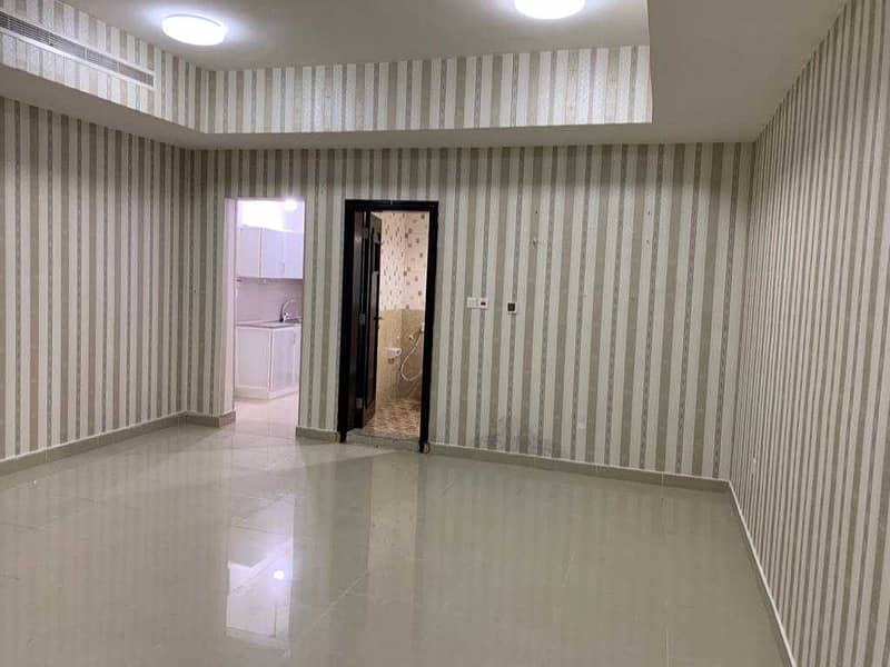 Big Studio Private Entrance Separate Kitchen Affordable Rent Near Shabiya
