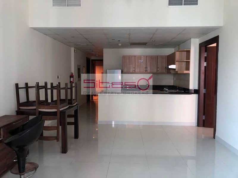 Well maintained Furnished 1 bedroom / Elite 3