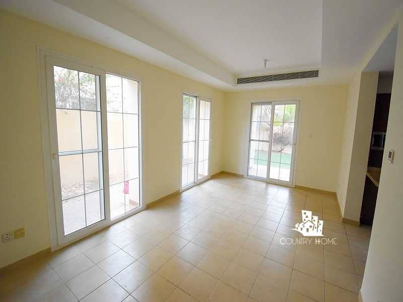 2 Spacious Living | Single Row | Close to Park