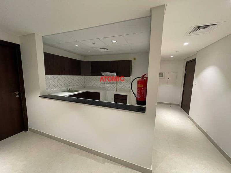 2 AMAZING OFFER LARGE 2 BEDROOM WITH BALCONY FOR RENT IN DANIA