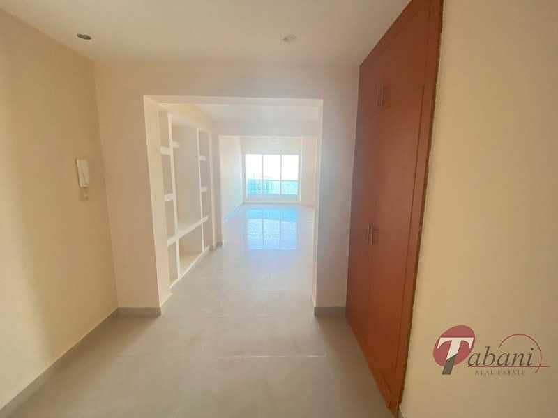 8 Beautiful Layout and view - All EnSuite best price